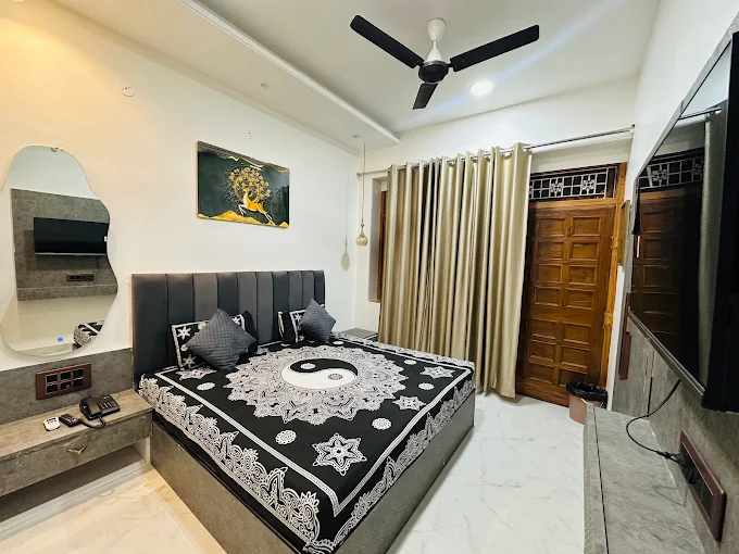 Bed Room